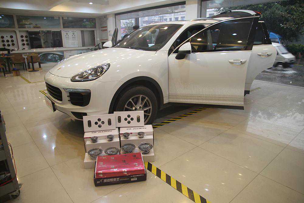 新版 保时捷卡宴汽车音响升级改装案例分享