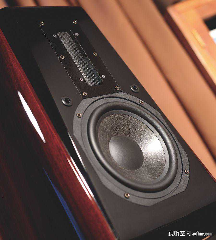 HIFI | 轻松悠闲的音乐诠释：金瑯优闲5号25周年纪念版书架音箱