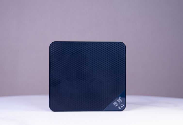 零刻EQ12迷你主机评测：低功耗千元档，胜任日常办公和轻娱乐