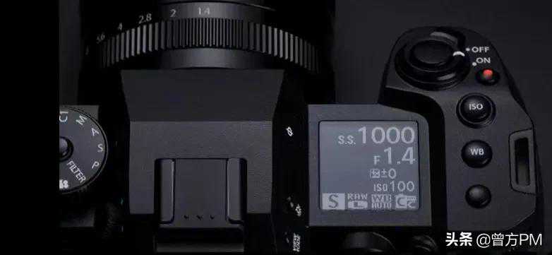 从富士XH2s相机与XH1外观，看新机功能和市场取向