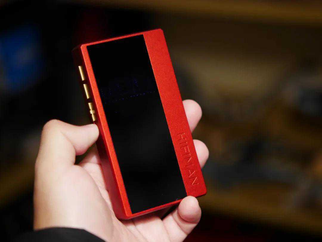 易用更实惠 试听胭脂红HIFIMAN HM1000“太上皇”