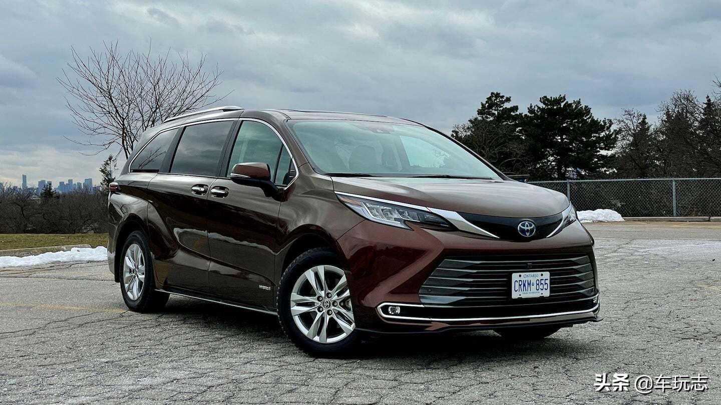 2021年丰田塞纳Sienna：更新后采用混合动力提升新颖度