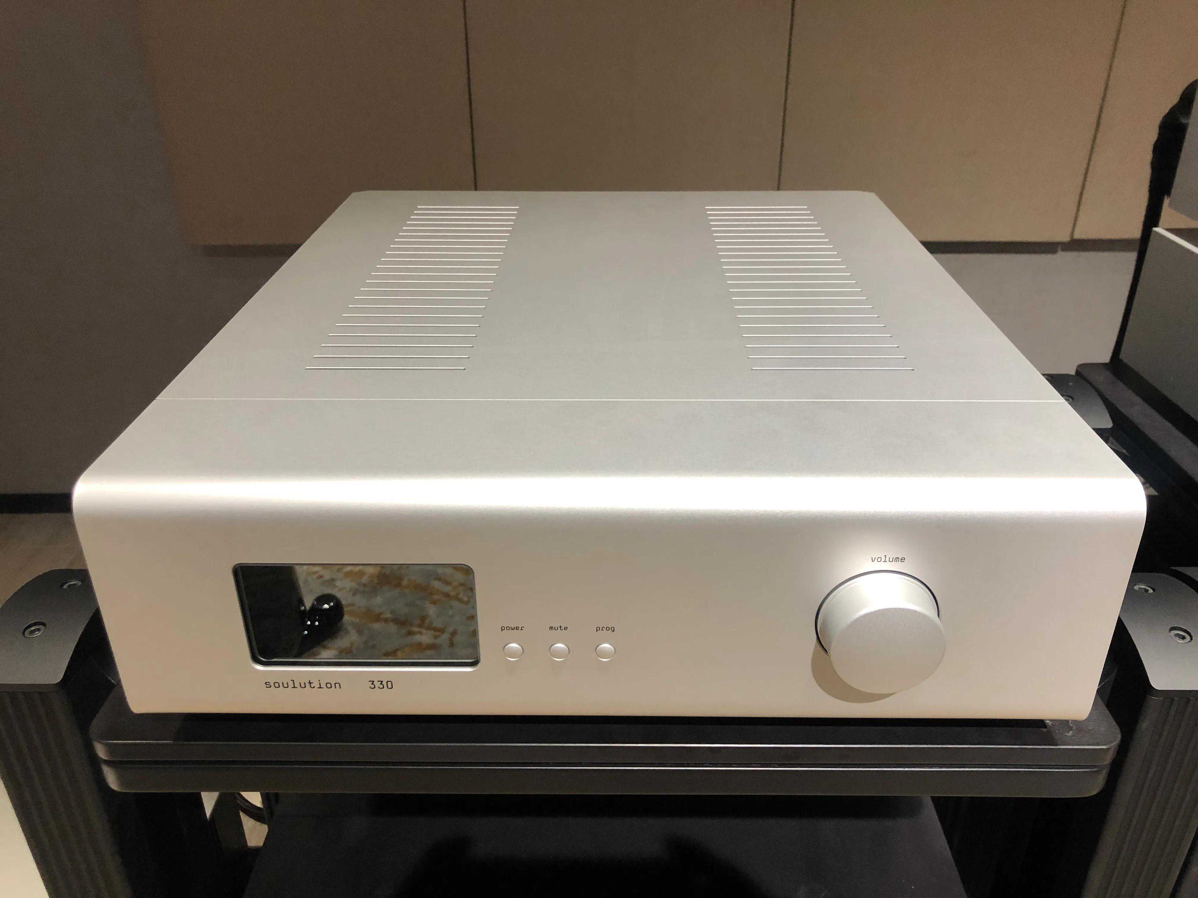 瑞士Soulution登峰330合并功放
