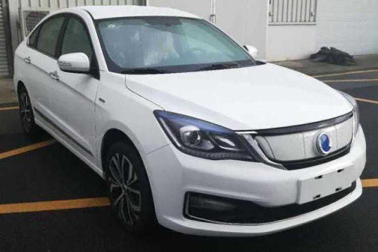 换个中网就改叫富康ES500，一家人果然要整整齐齐