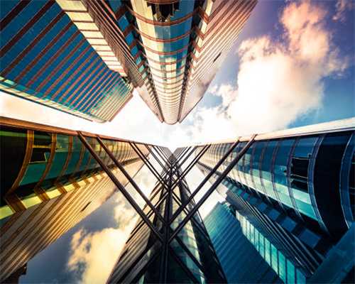 丰田红杉改装先锋主机、德国彩虹汽车音响