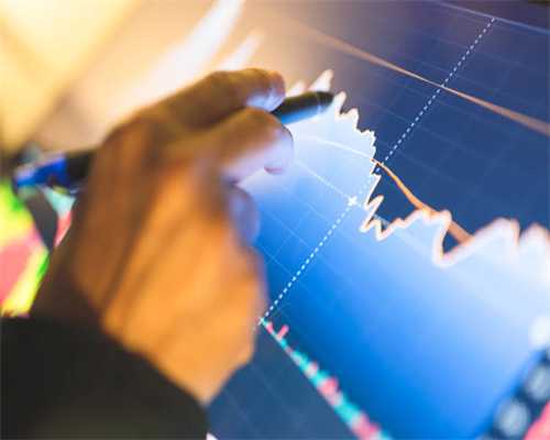 柴犬迎接主人的方式全球统一？眯眯眼飞机耳，你家狗狗是这样吗？