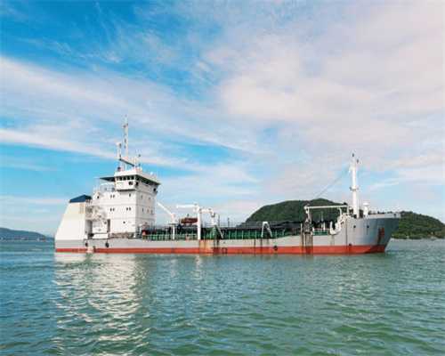 小伙地铁站内呕吐眩晕 老中医就地“点穴”救人