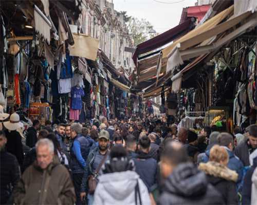 2013年重庆女博士流落街头，身怀六甲且精神失常，她经历了什么？