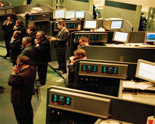 日本研发出革命性0.01特薄感光元件！以后手机镜头可能不再凸起