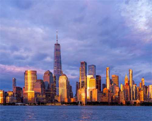 四川大姐路边卖自助餐，饭点一位难求，结账的时候不敢相信