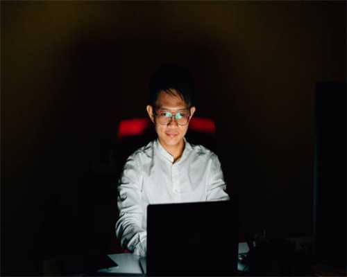 昆山汽车音响改装，本田飞度升级先锋音响