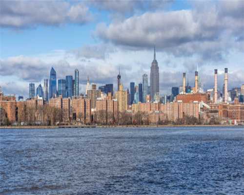 癌症患者有救了?国产治癌机出世，无痛治疗，超1500名患者已治愈