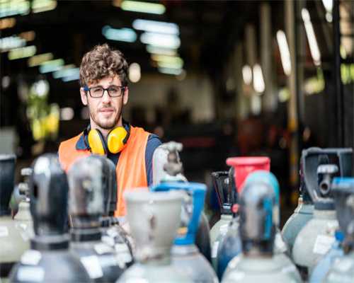 经常“眼前一黑”？这提示4种异常！