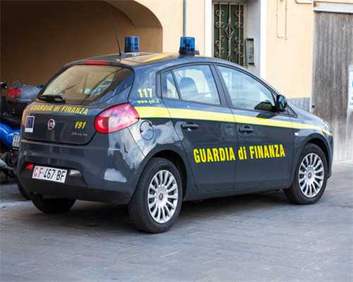 大厨教你“红烧狮子头”的详细做法，又香又糯，宴客待朋倍有面